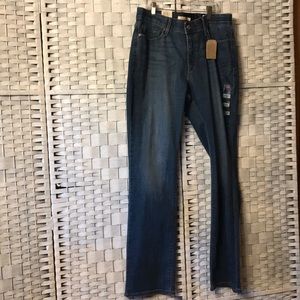 Women’s Levi jeans
